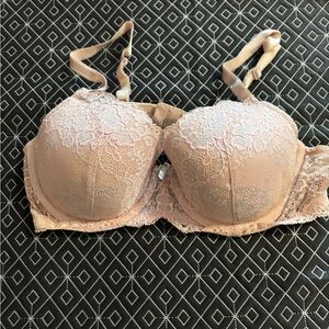 Victoria's Secret Lace Push-Up Bra - Cream‎